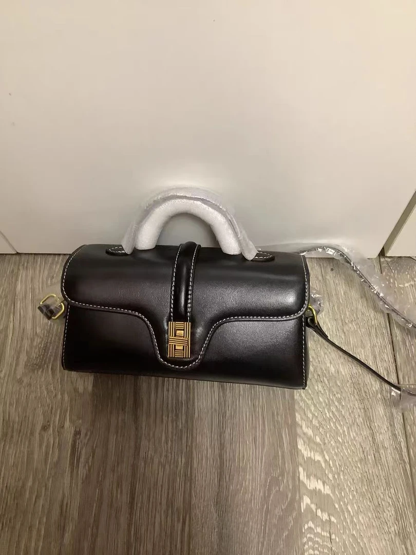 新款简约包包斜挎包百搭女士单肩手提通勤包