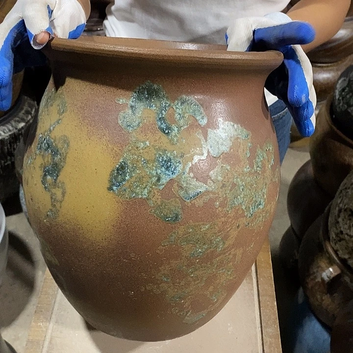 紫砂花盆口24高30，油画