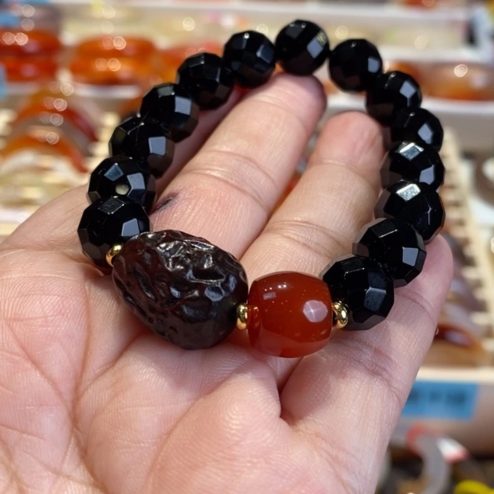 手镯玛瑙/玉髓未镶嵌