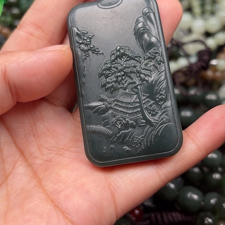 和田玉未镶嵌颈饰