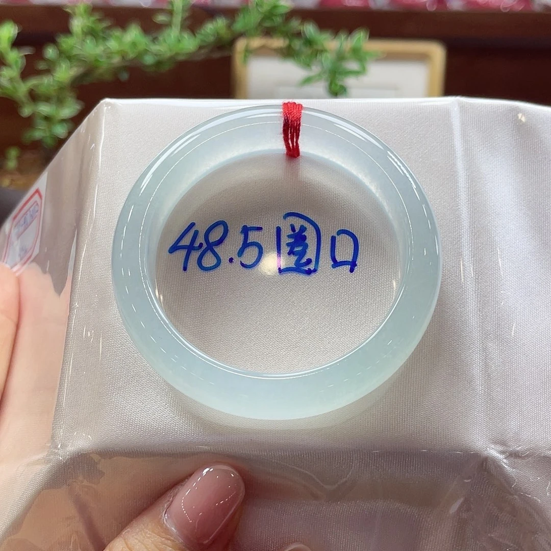 翡翠未镶嵌手镯46 号链接
