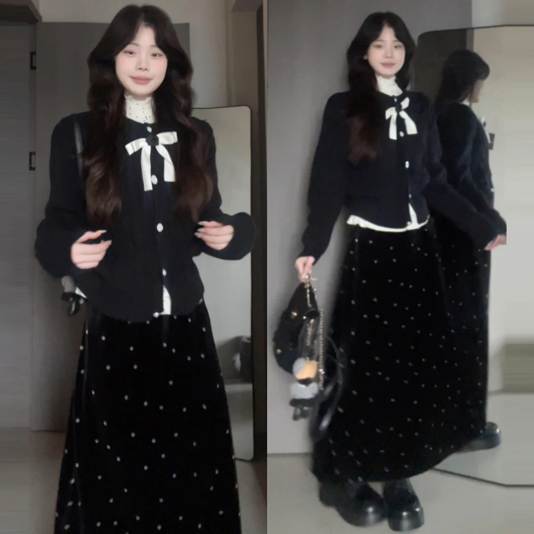 巨好看黑色毛衣针织连衣裙女秋冬2025新款千金小香风穿搭套装长裙