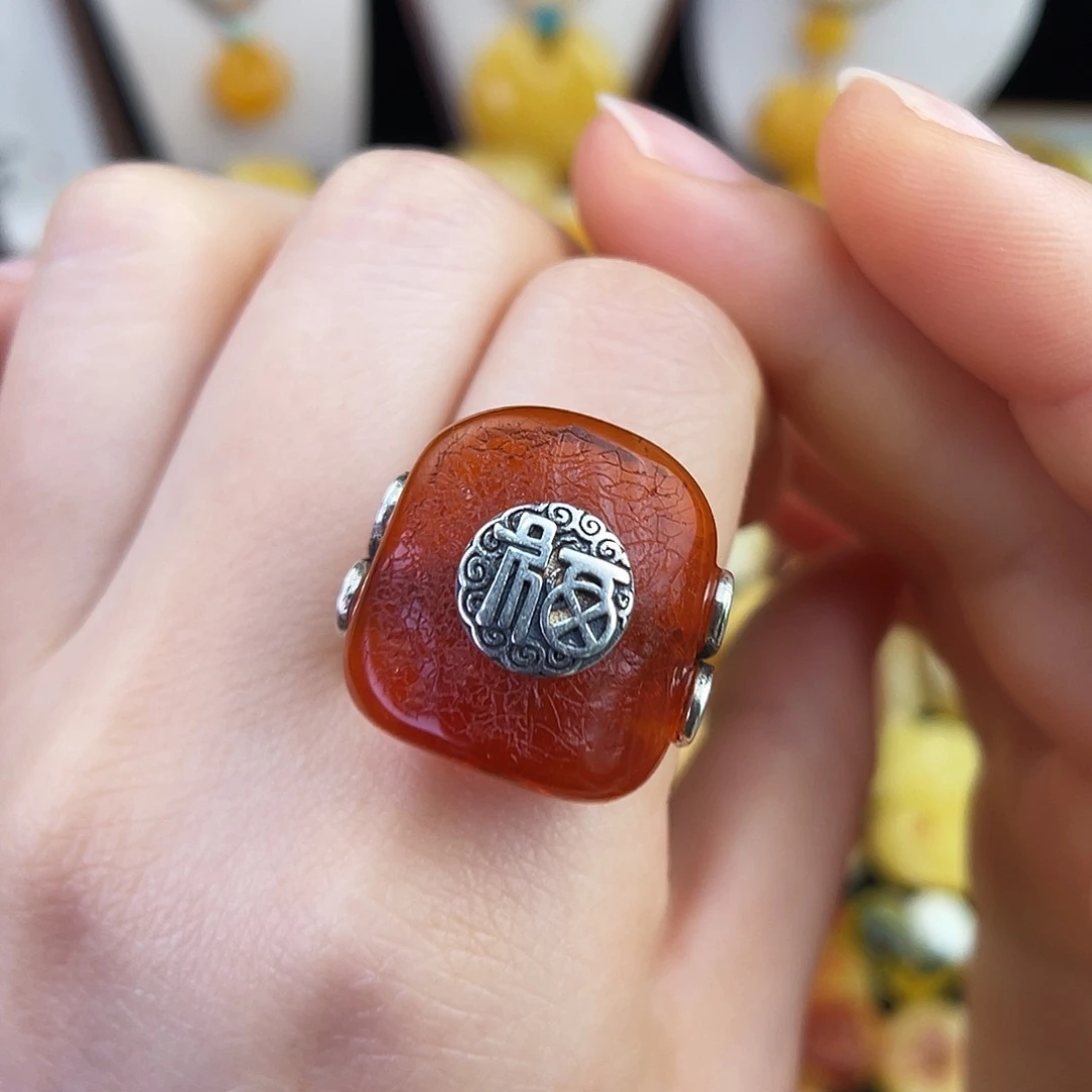 琥珀未镶嵌珠宝奇石我