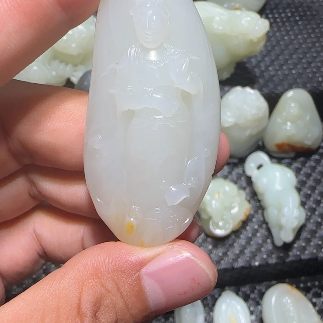 和田玉未镶嵌吊坠(不含链)倒****