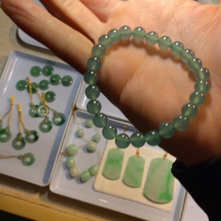 翡翠未镶嵌手链天然翡翠