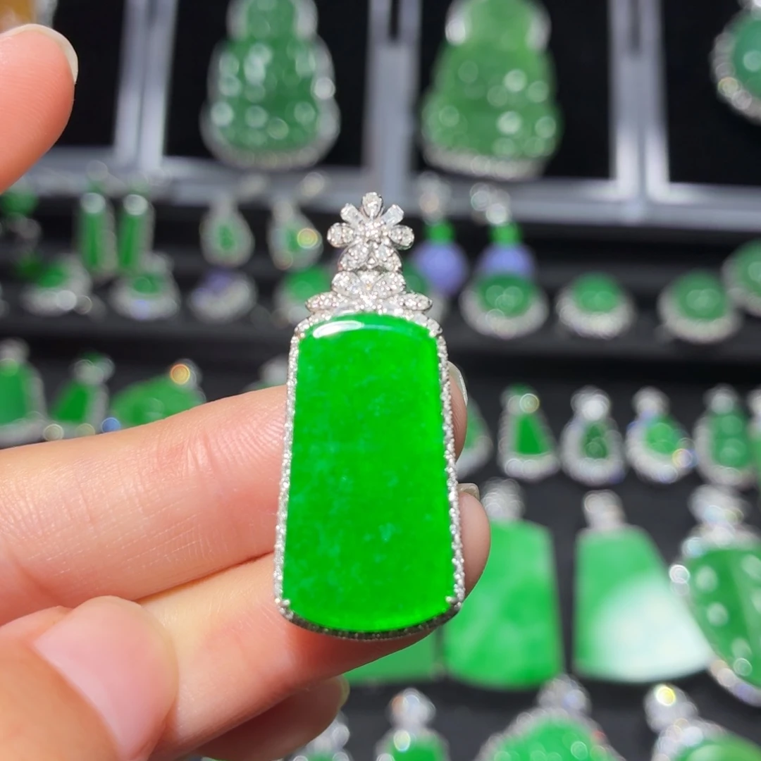 翡翠18K金镶嵌吊坠(不含链)100号