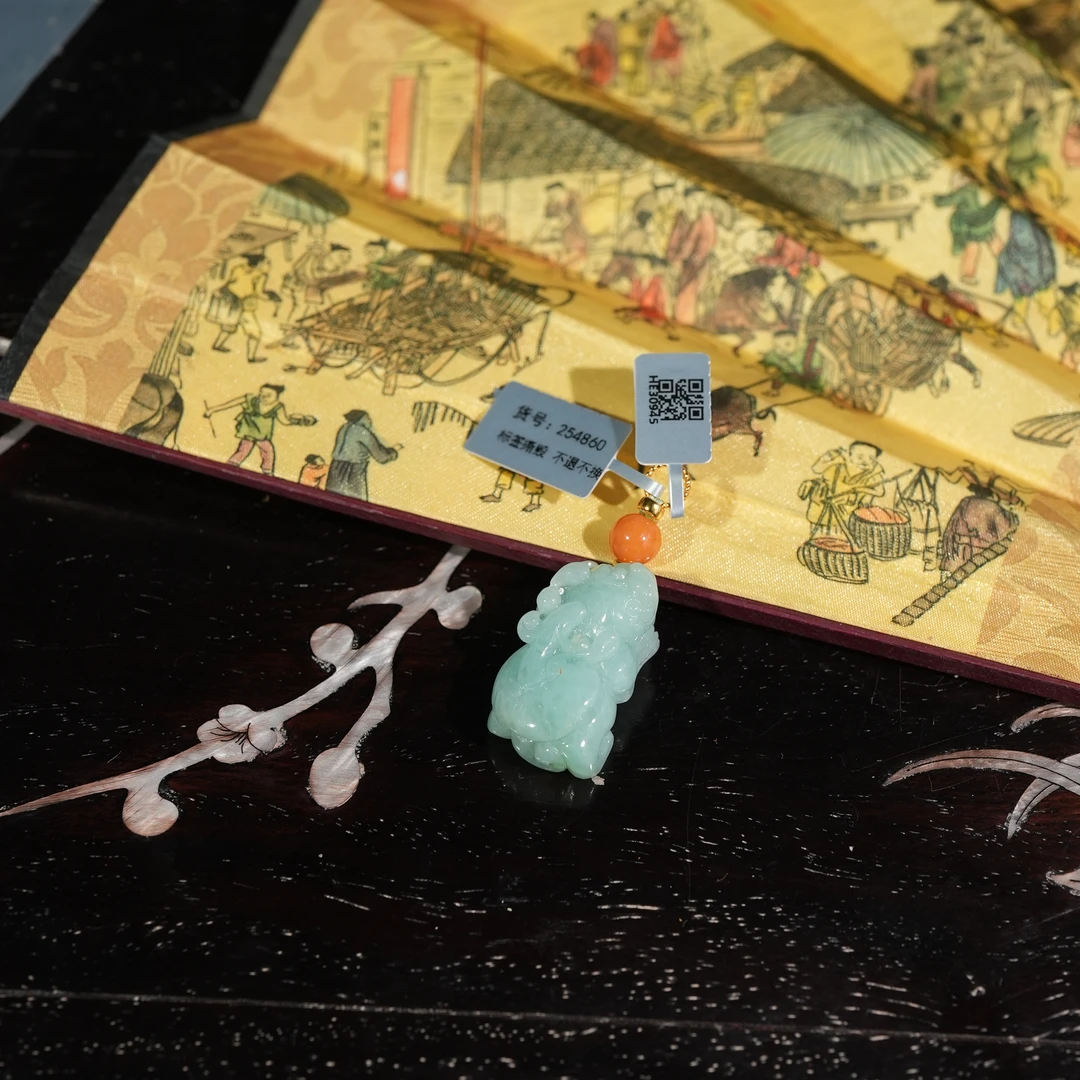 2.6香港王老板-翡翠吊坠kb209