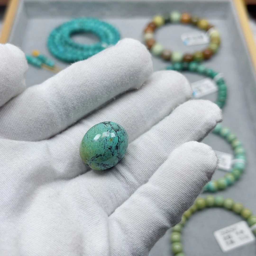 绿松石未镶嵌挂件