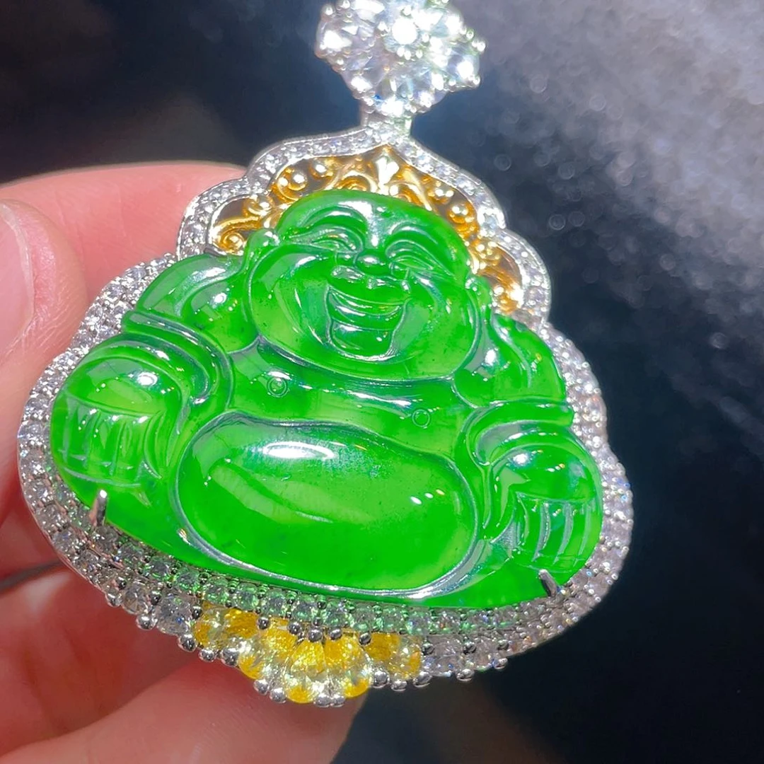 翡翠颈饰未镶嵌翡翠