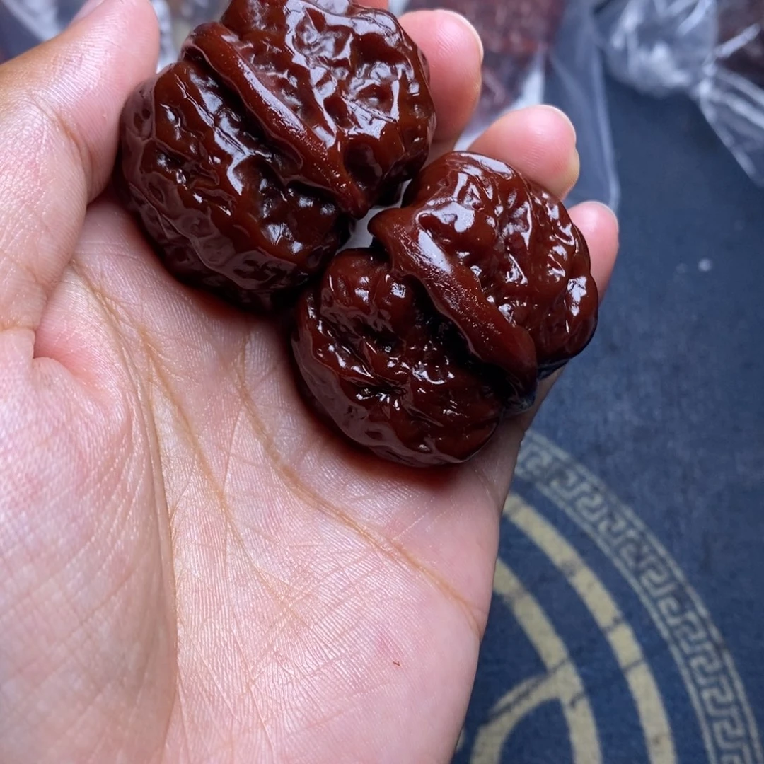 文玩核桃吊坠蛤蟆头37 肚40