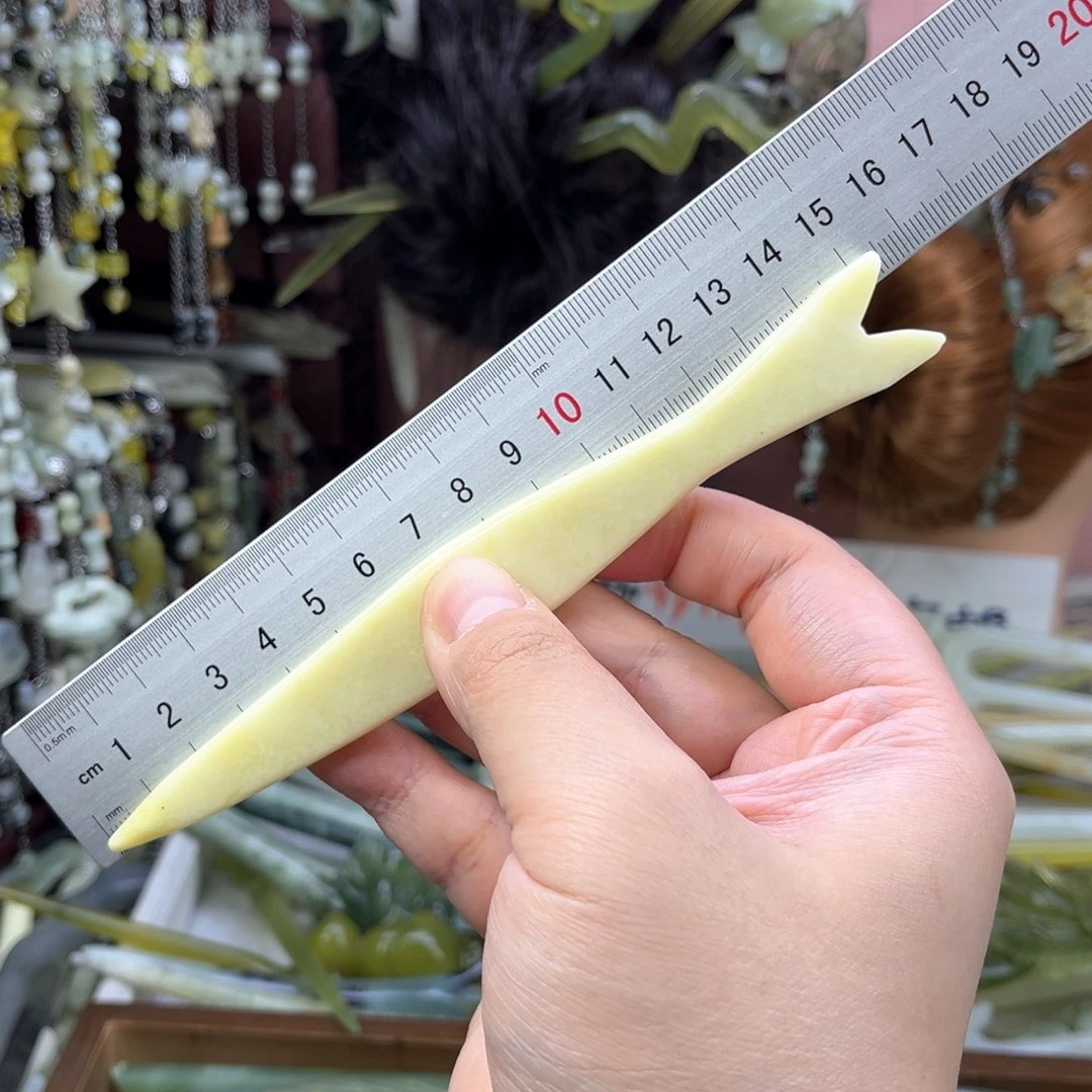 蛇纹石玉发饰未镶嵌默认微瑕岫玉发簪