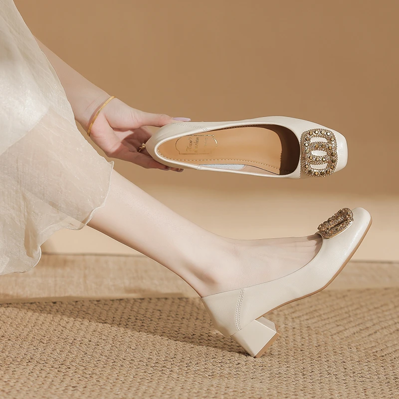 真皮粗跟单鞋女2025春秋新款法式中跟浅口瓢鞋不累脚职业工作鞋子