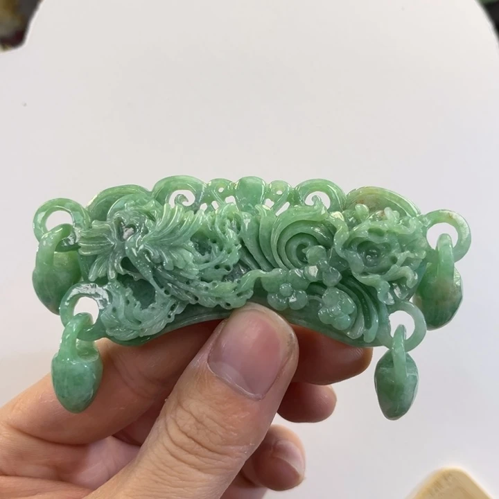 翡翠吊坠(赠链)未镶嵌代编织