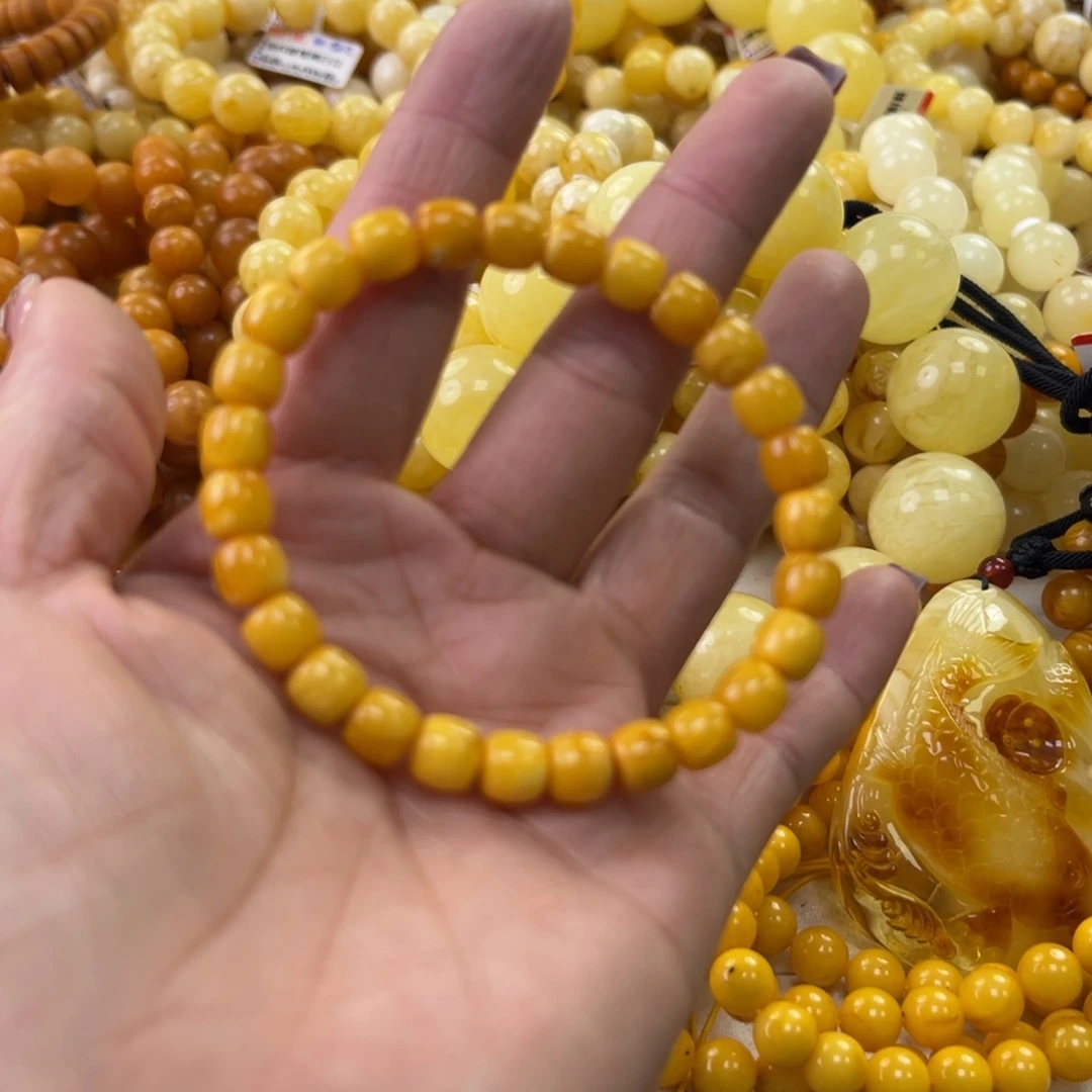 琥珀珠宝奇石未镶嵌