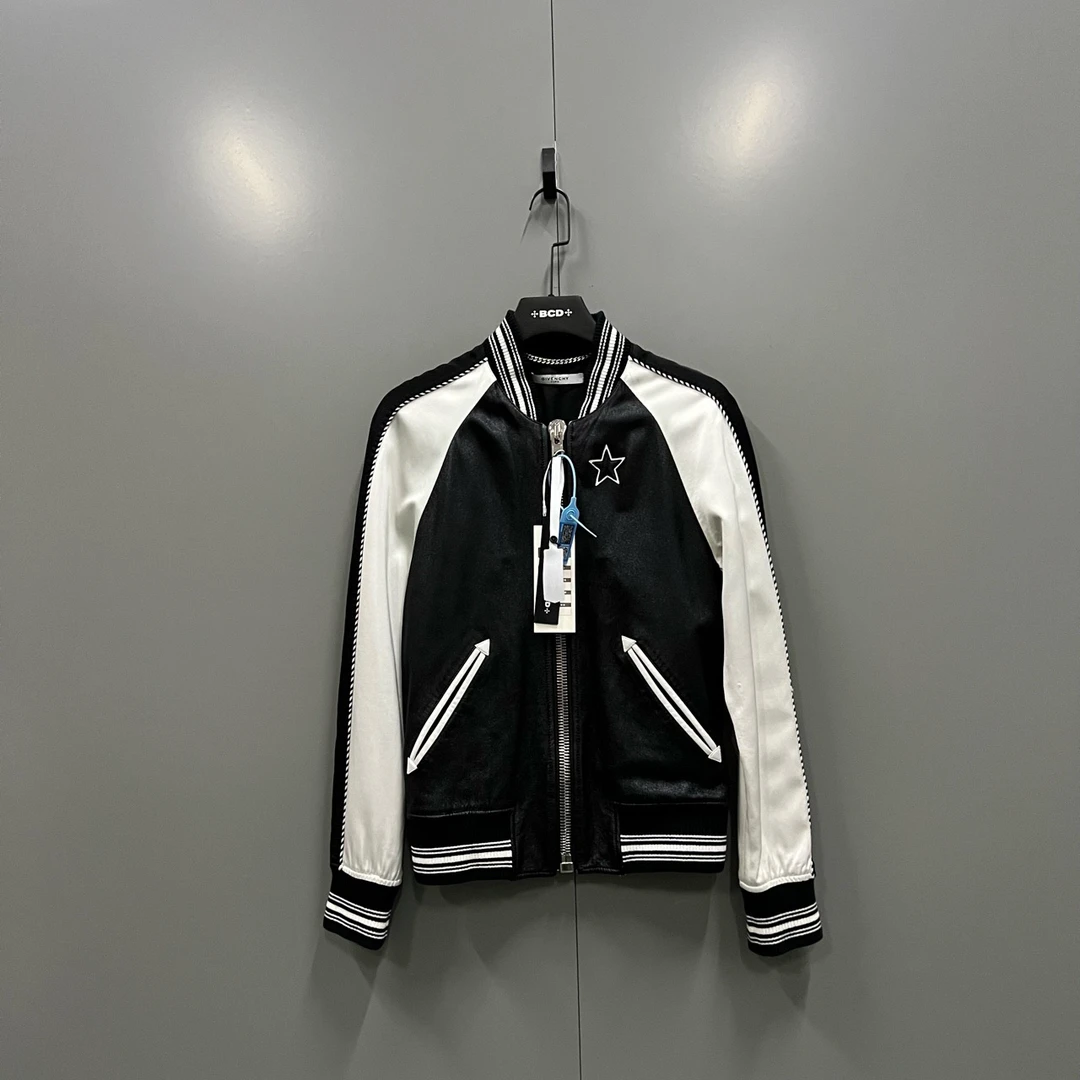 95新 Givenchy/纪梵希 （ll）纪梵希 黑白星星棒球外套 48码