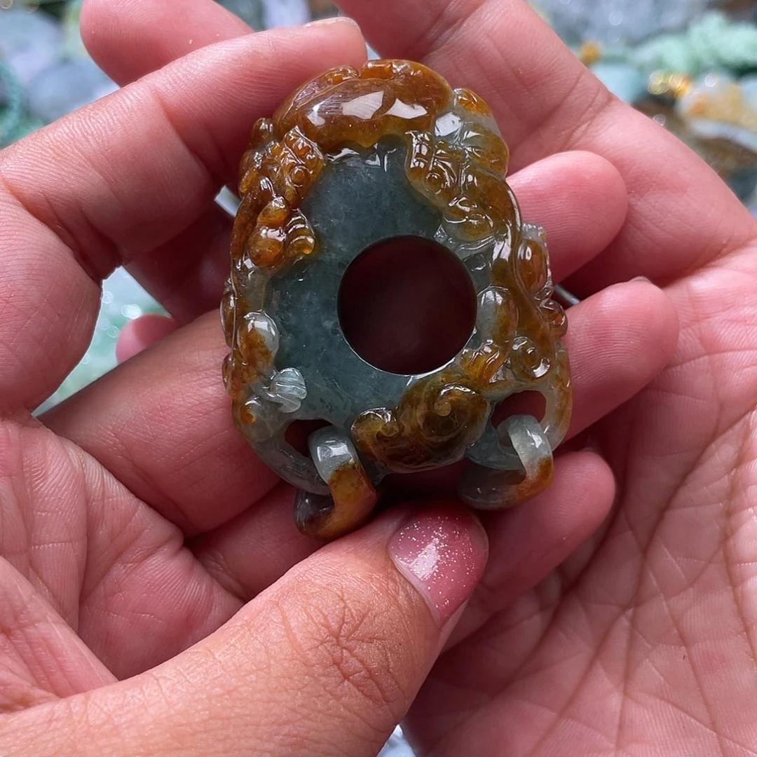 翡翠未镶嵌颈饰?****翡玉缘翡翠