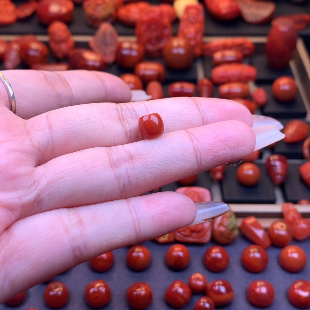 南红玛瑙未镶嵌川料原矿直切单珠7.5mm