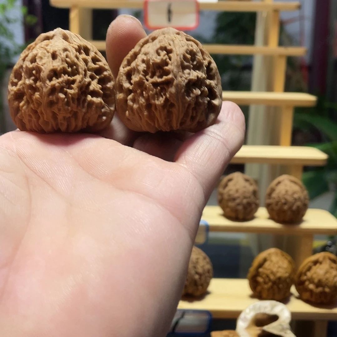 晴***3桃核吊坠文玩核桃南将石