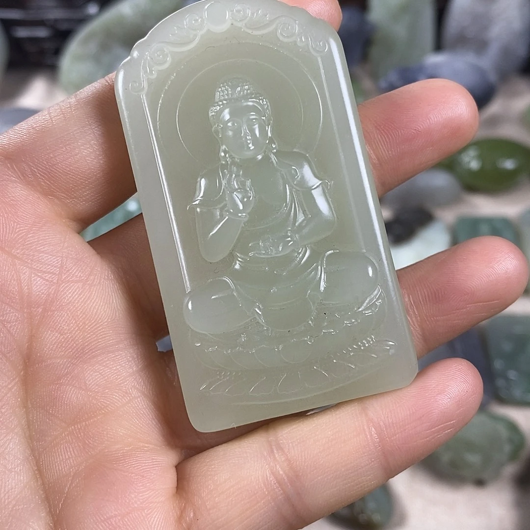 和田玉未镶嵌颈饰