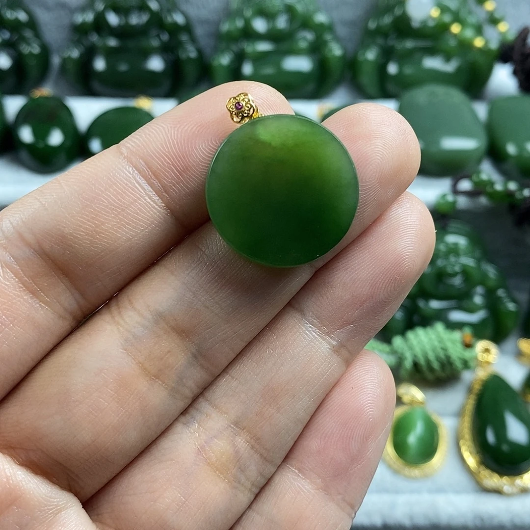 和田玉（碧玉）未镶嵌颈饰