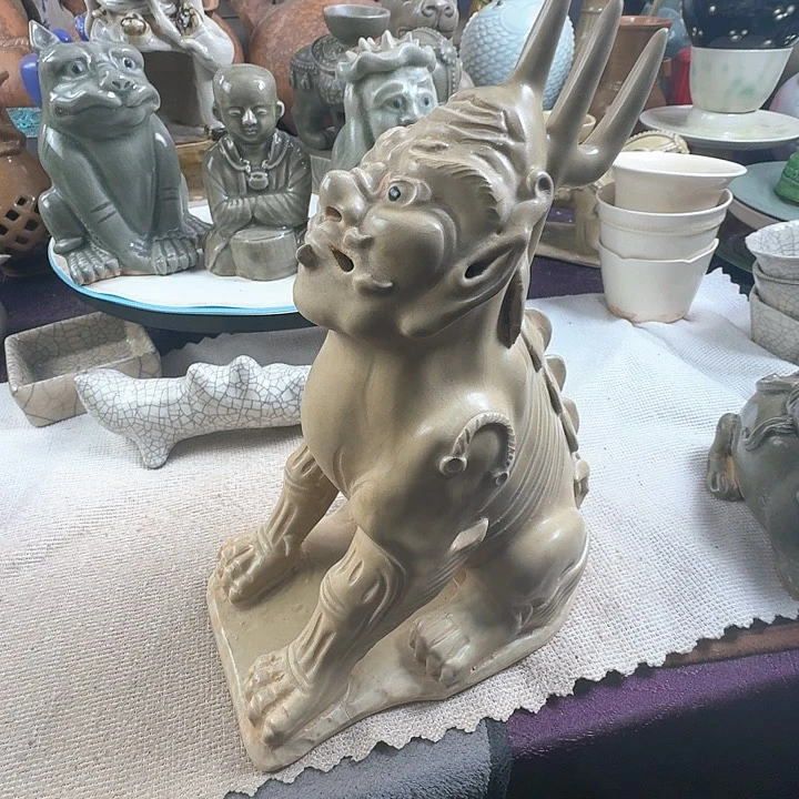 摆件灵****》瓷器和陶瓷制品