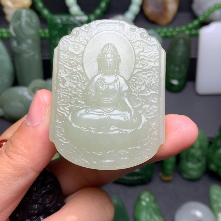 颈饰未镶嵌和田玉