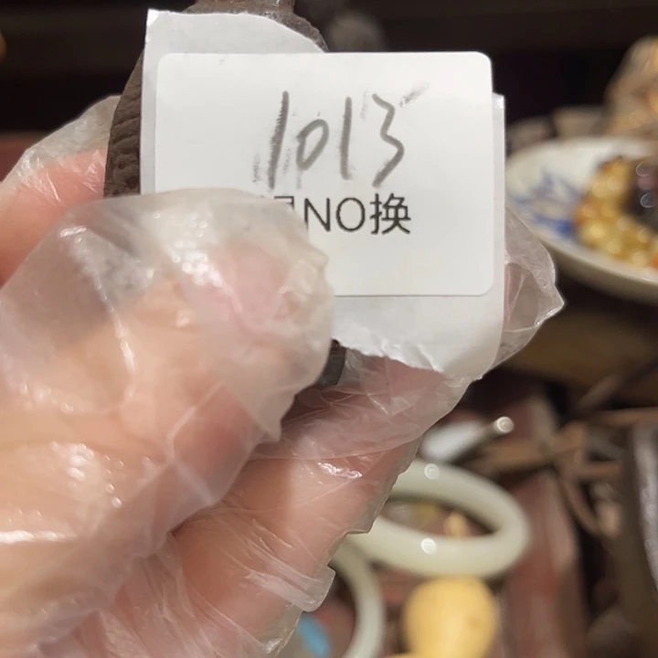 执***、木头木头不退不换1013号工艺品