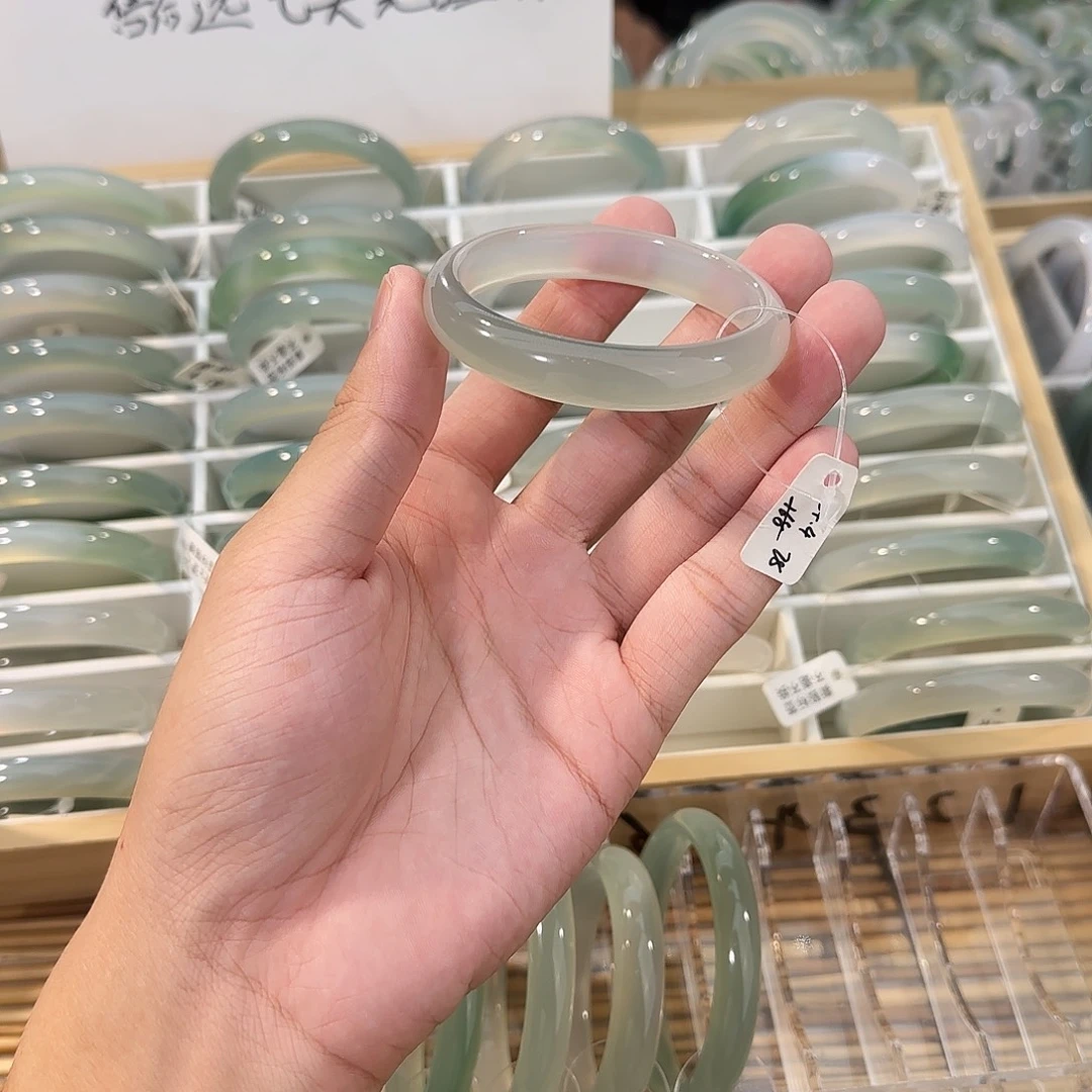 手镯玛瑙/玉髓未镶嵌圈口54.4