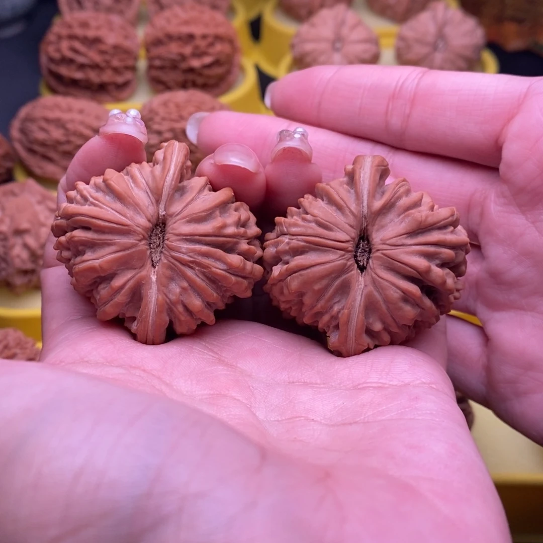 吊坠文玩核桃小*贵四座楼43尺