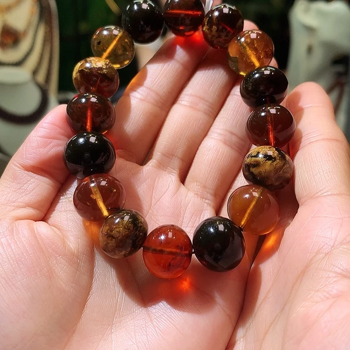 未镶嵌琥珀裸石幸*哥