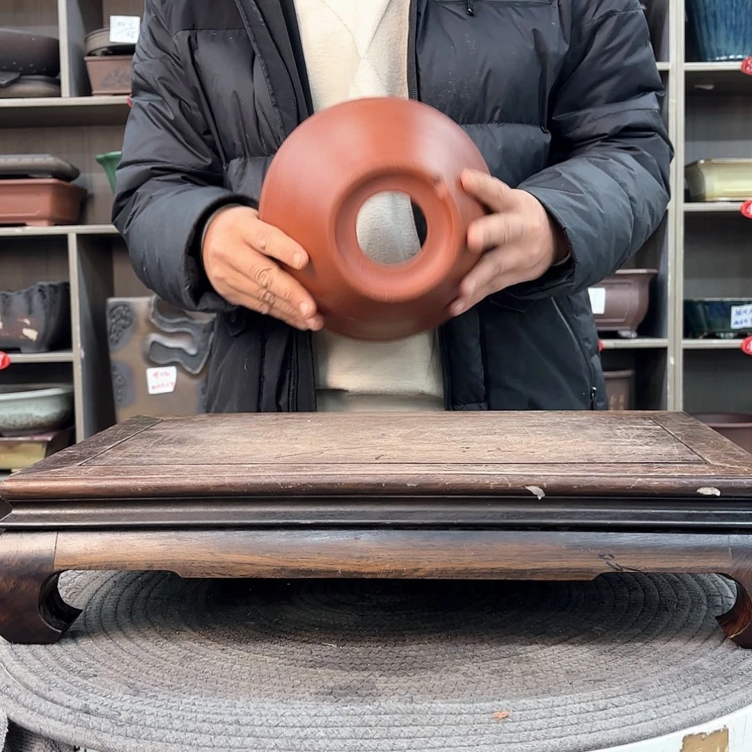 紫砂花盆紫砂的颜色很好看