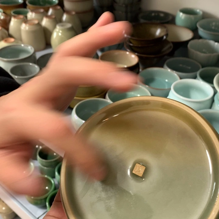 德***芝龙泉青瓷微瑕微瑕