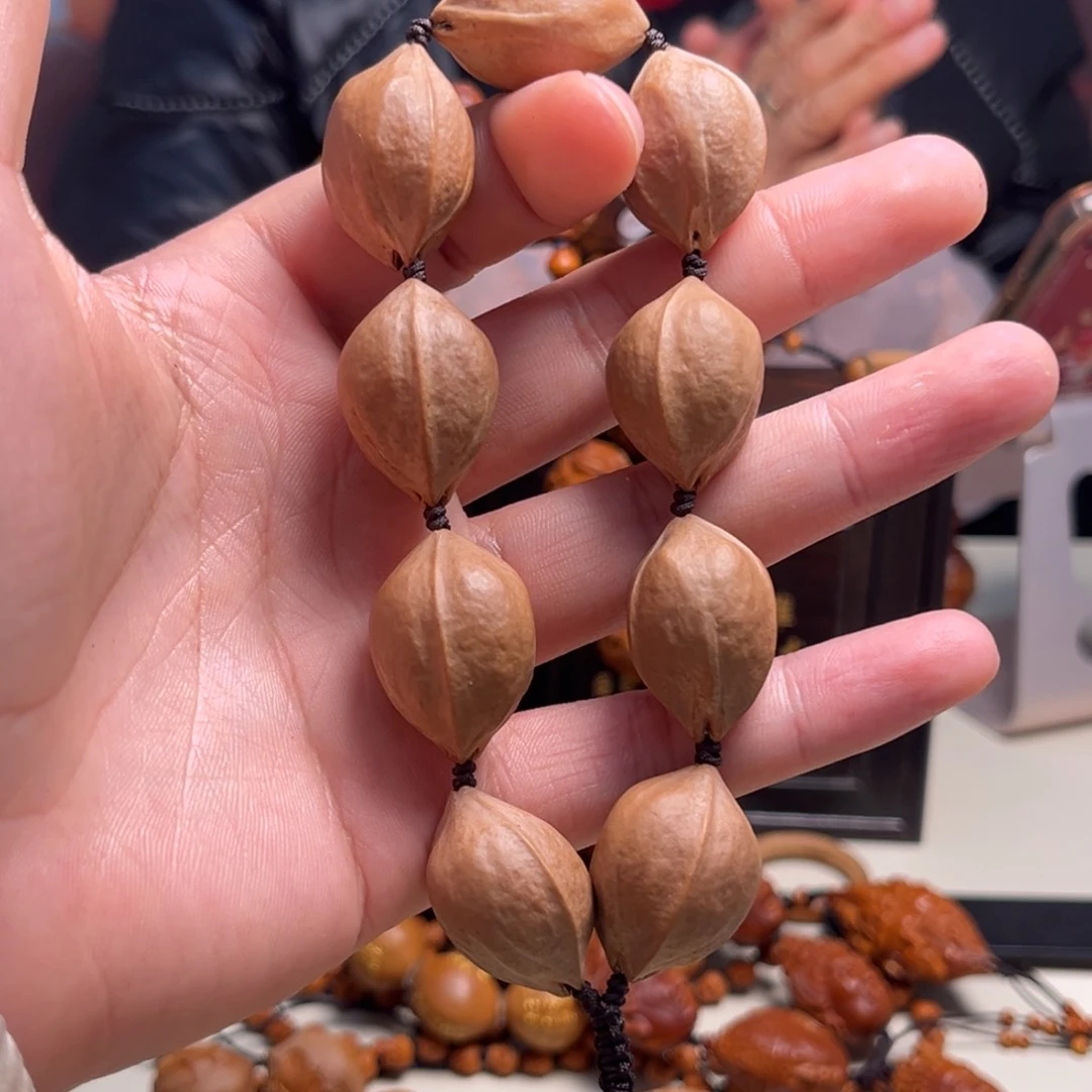 橄榄核吊坠1.9铁核九颗