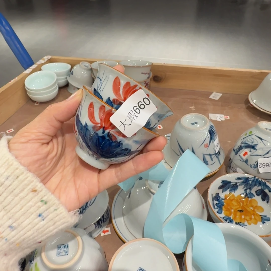 釉下手绘茶具微瑕