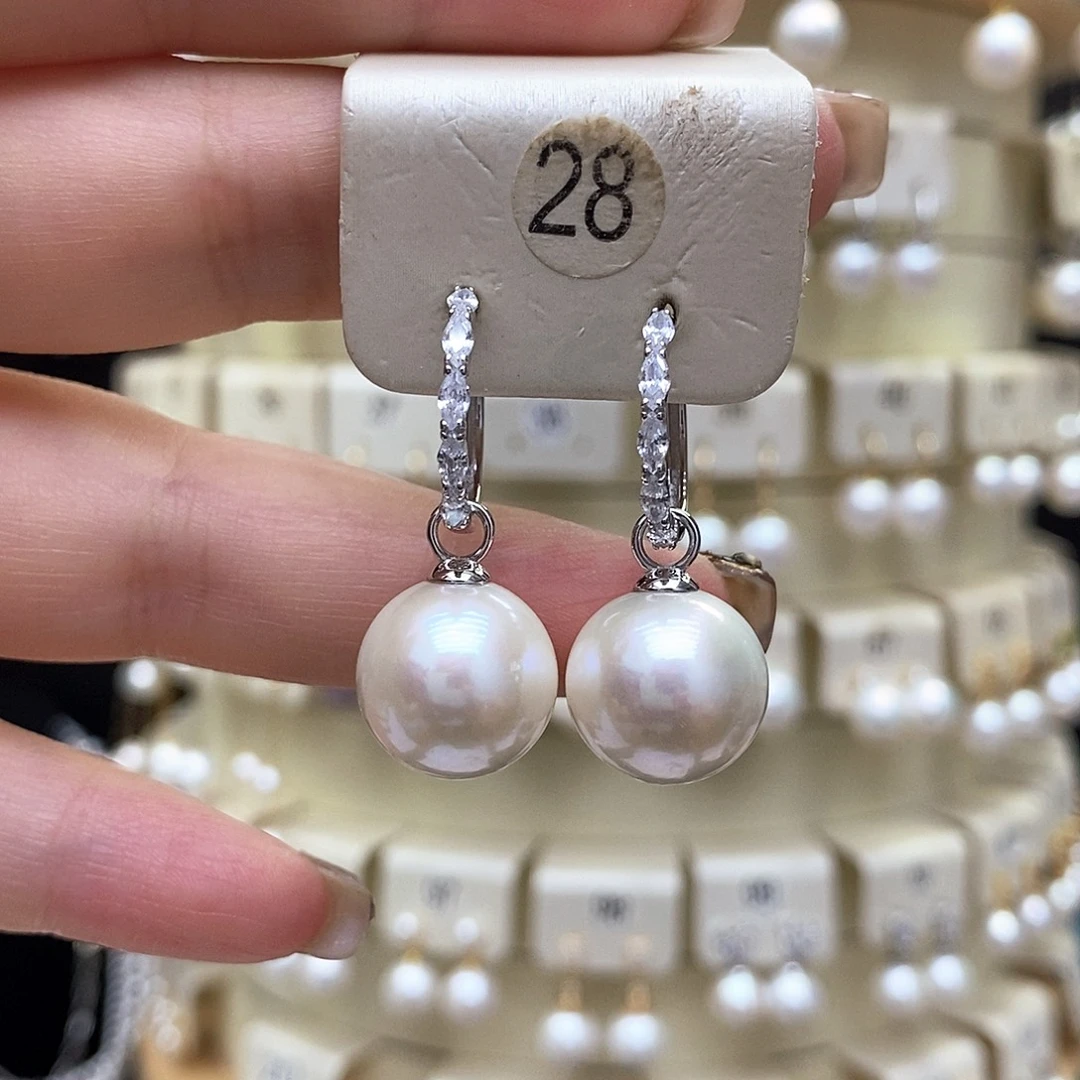 银S925镶嵌淡水珍珠耳饰