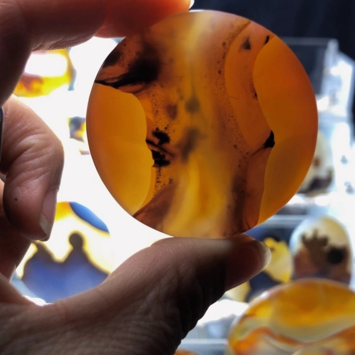 合金玛瑙/玉髓珠宝奇石79