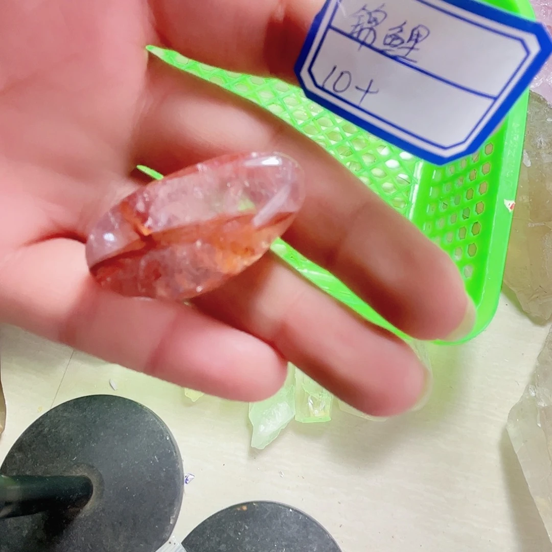 天然水晶原球未镶嵌水晶锦**猴