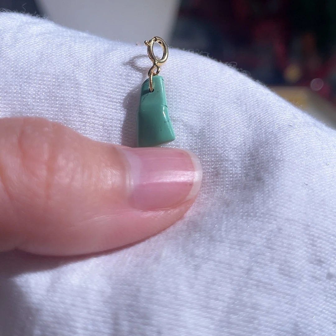 南红玛瑙配饰未镶嵌