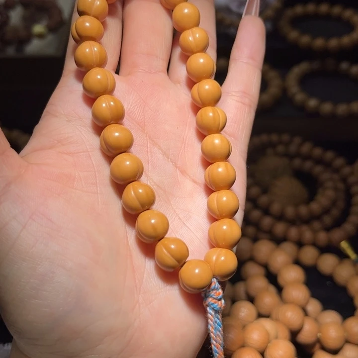 猴头核桃吊坠10+龙岩料屁桃手持全品无瑕无药光面