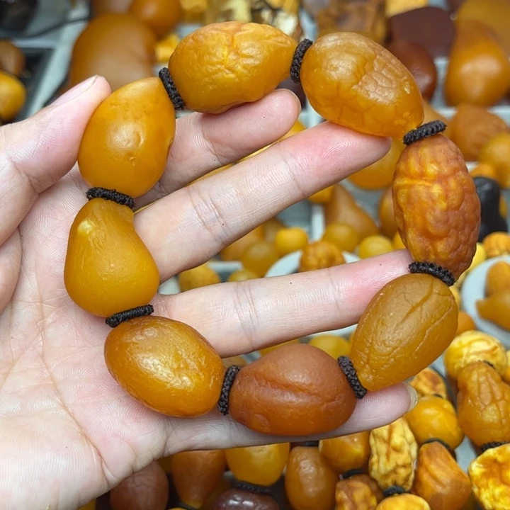 琥珀未镶嵌裸石天然蜜蜡手串