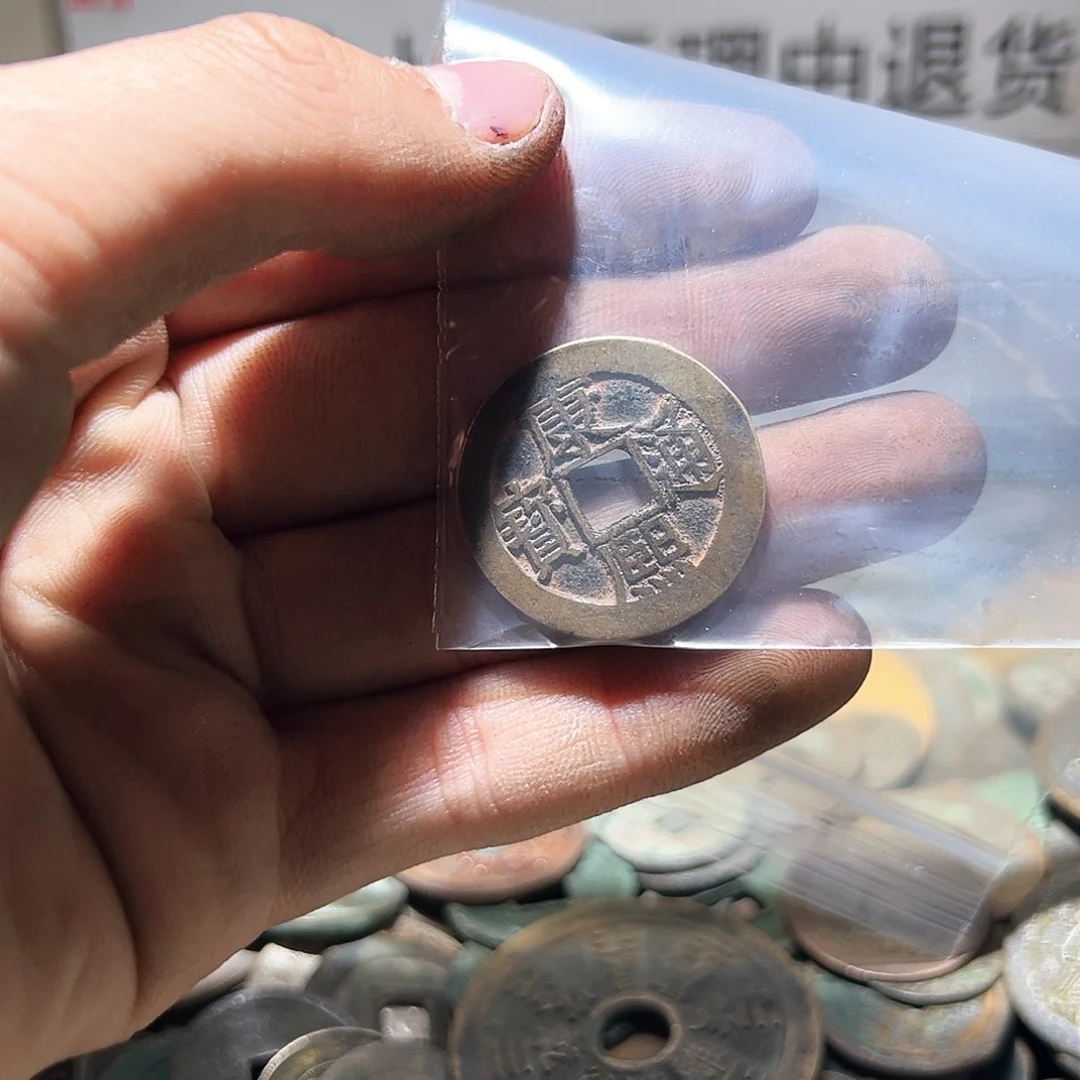 用****,工艺品鉴定委员主任