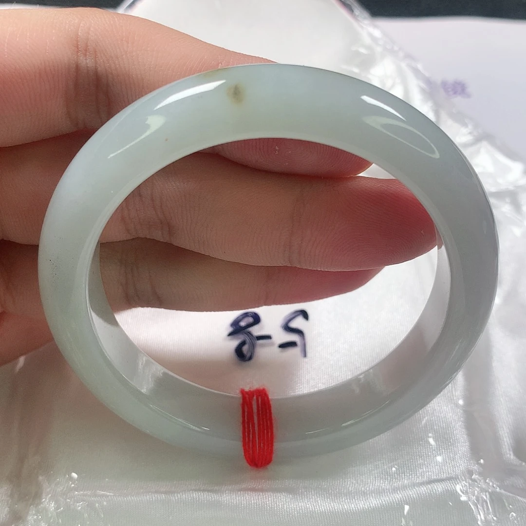 翡翠手镯未镶嵌311号