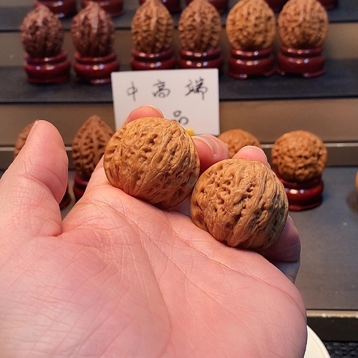 M***.把件桃核36尺铁锤