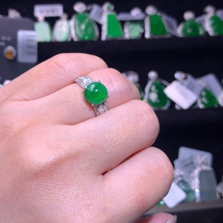 【闪购商品】银S925镶嵌戒指翡翠