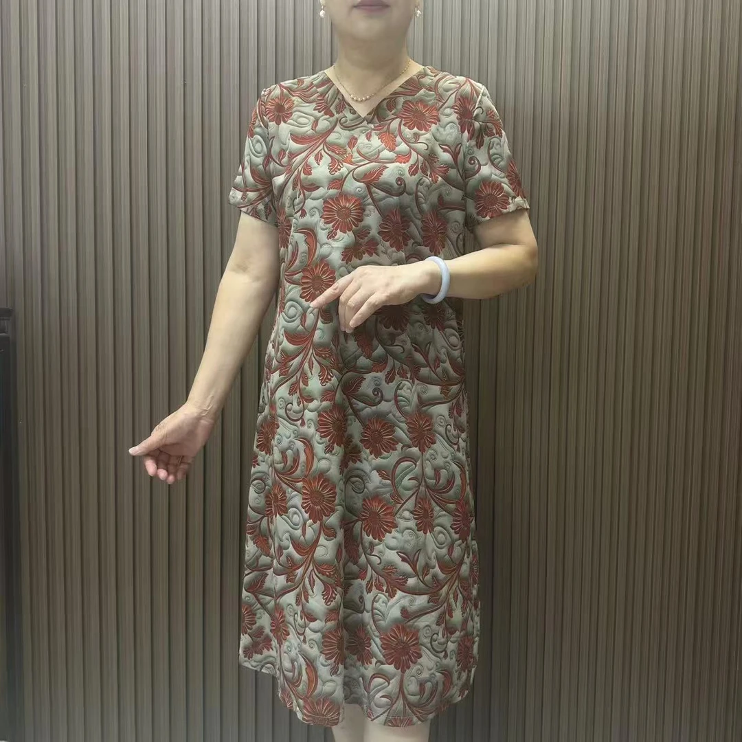 秋季时尚休闲洋气宽松印花显瘦气质中老年碎花妈妈装中长款连衣裙