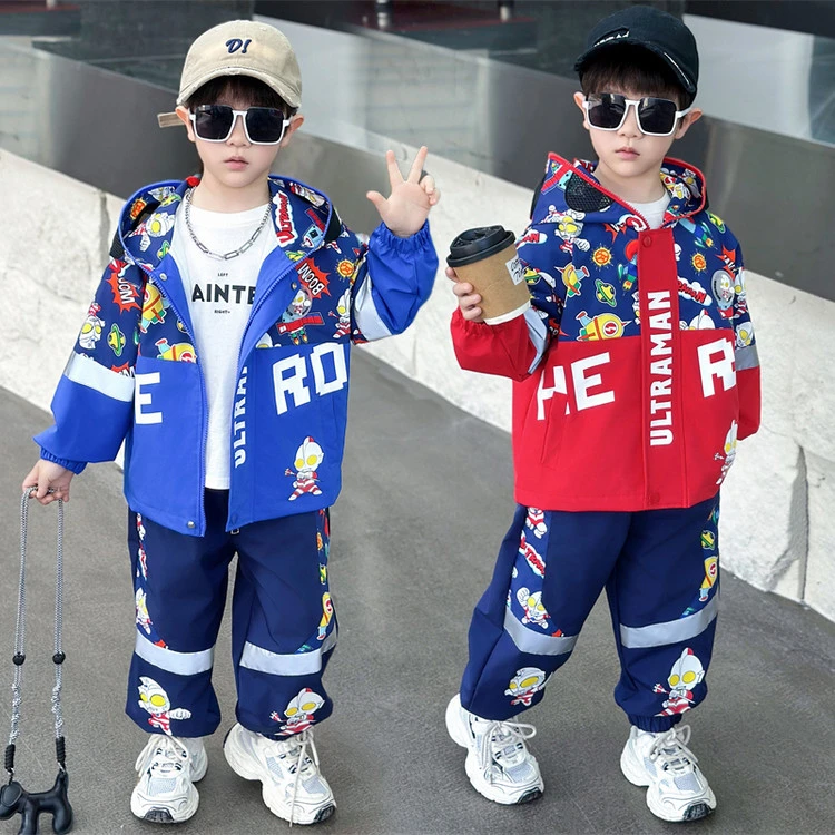 男童春装2025新款套装儿童冲锋衣外套春秋款洋气男宝宝奥特曼衣服