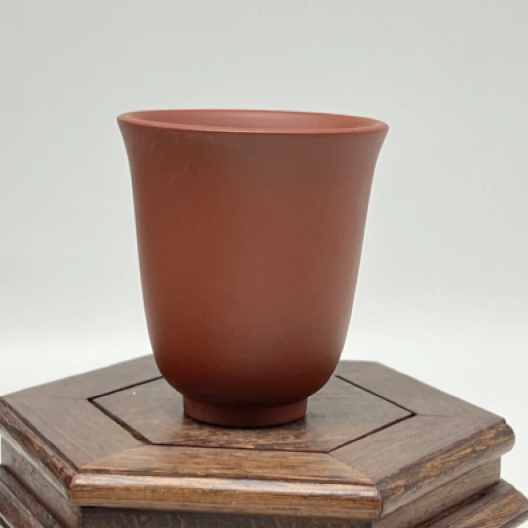 闻香口杯茶具主人杯茶杯底槽清泥料，高度7.5厘米