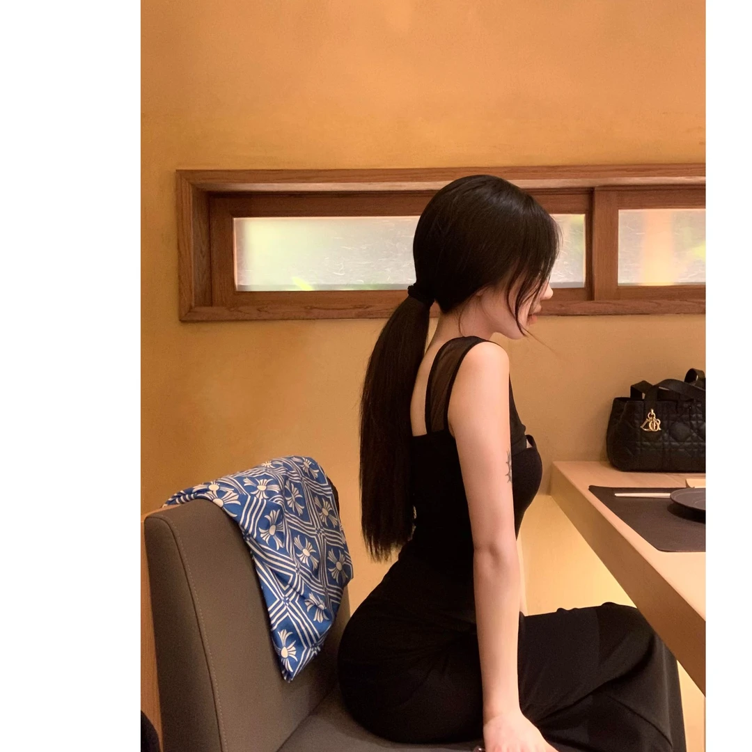 法式一字肩正反两穿网纱拼接针织背心上衣配女气质百搭鱼尾半身裙