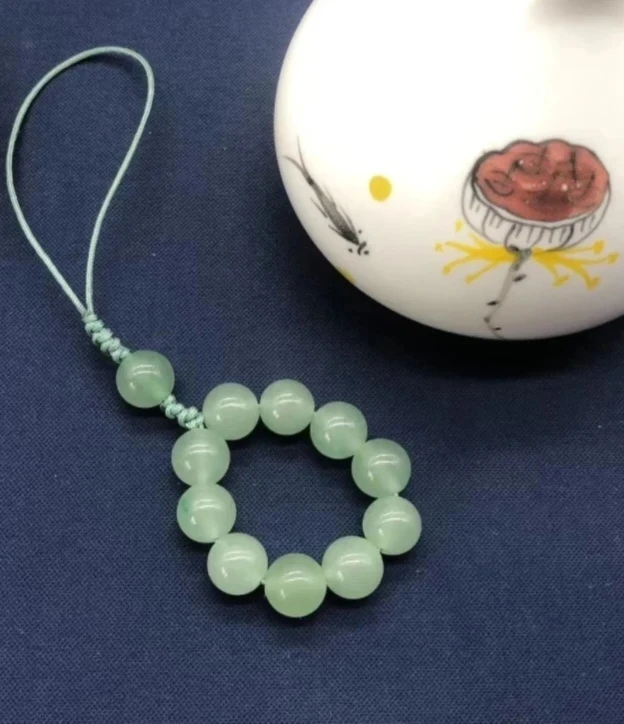 天然新疆晴水手机挂