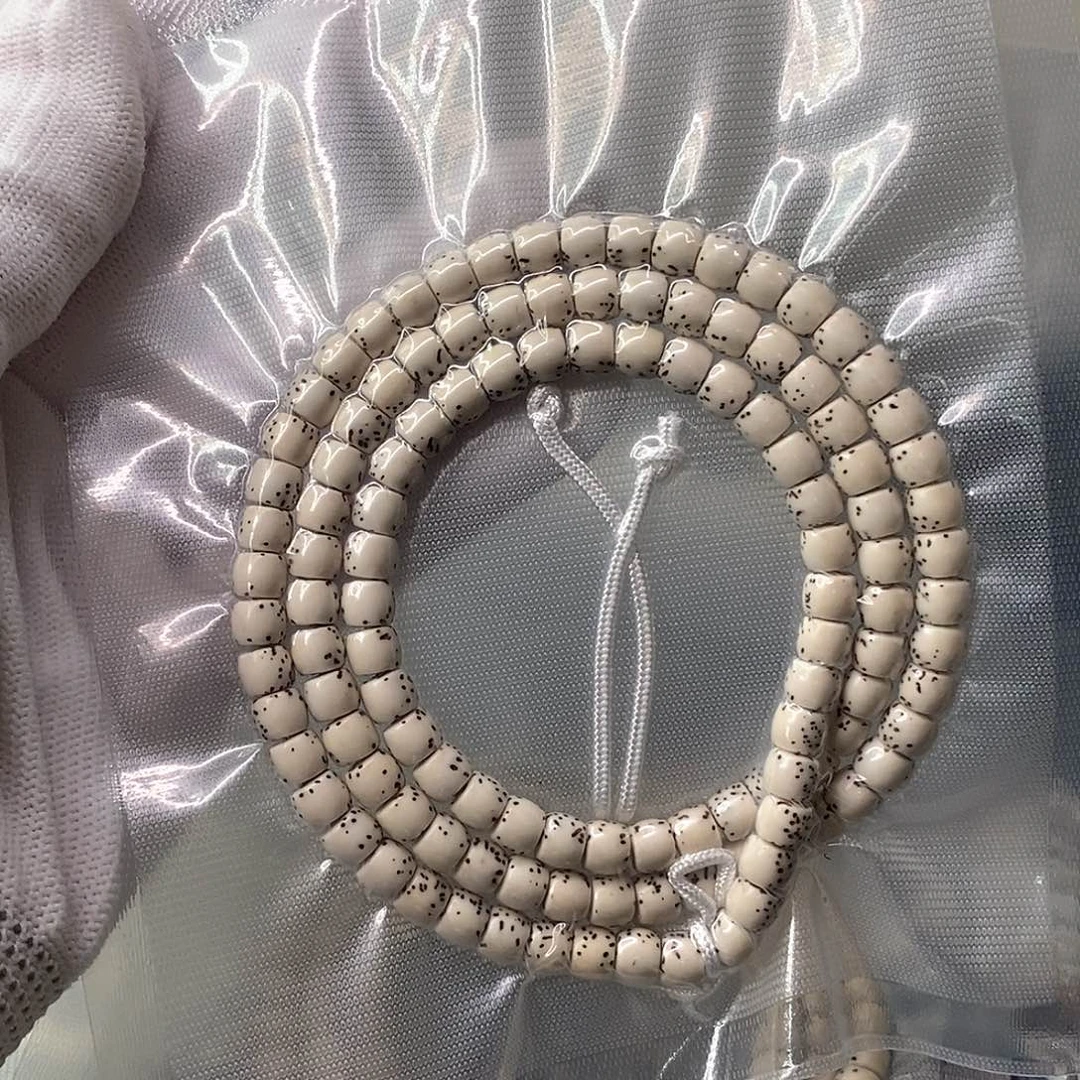 叶***诺吊坠星月菩提原白直切6*5长